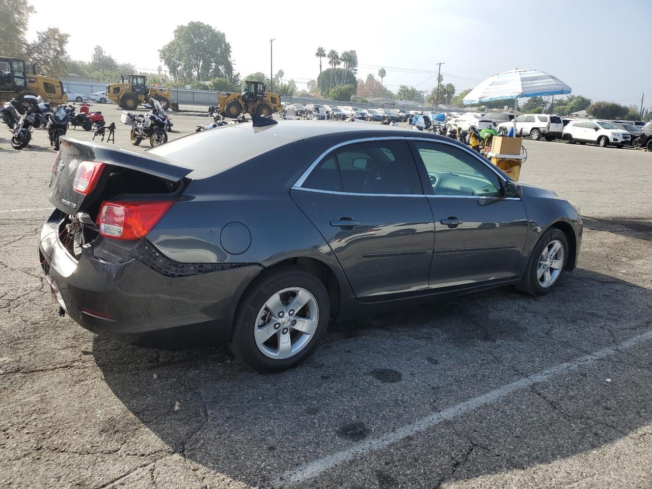 2015 Chevrolet Malibu Ls - Image 3
