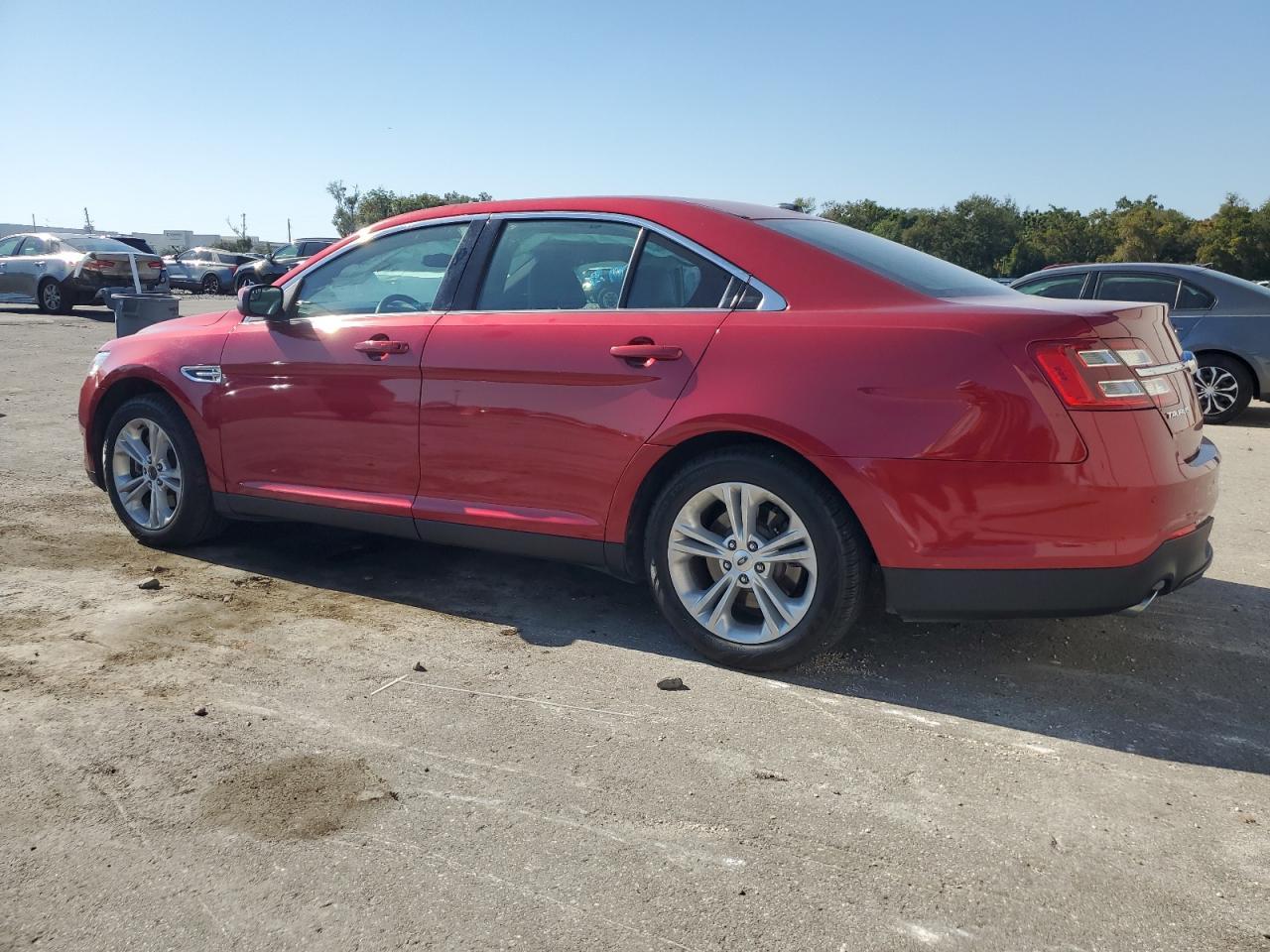 2017 Ford Taurus Sel - Фото 2