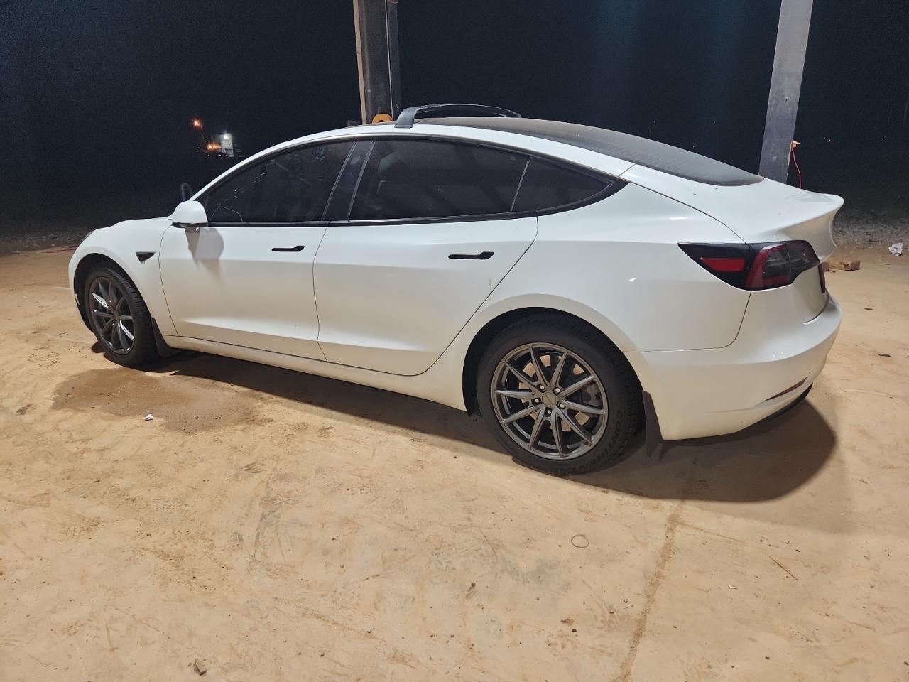 2023 Tesla Model 3 - Image 2