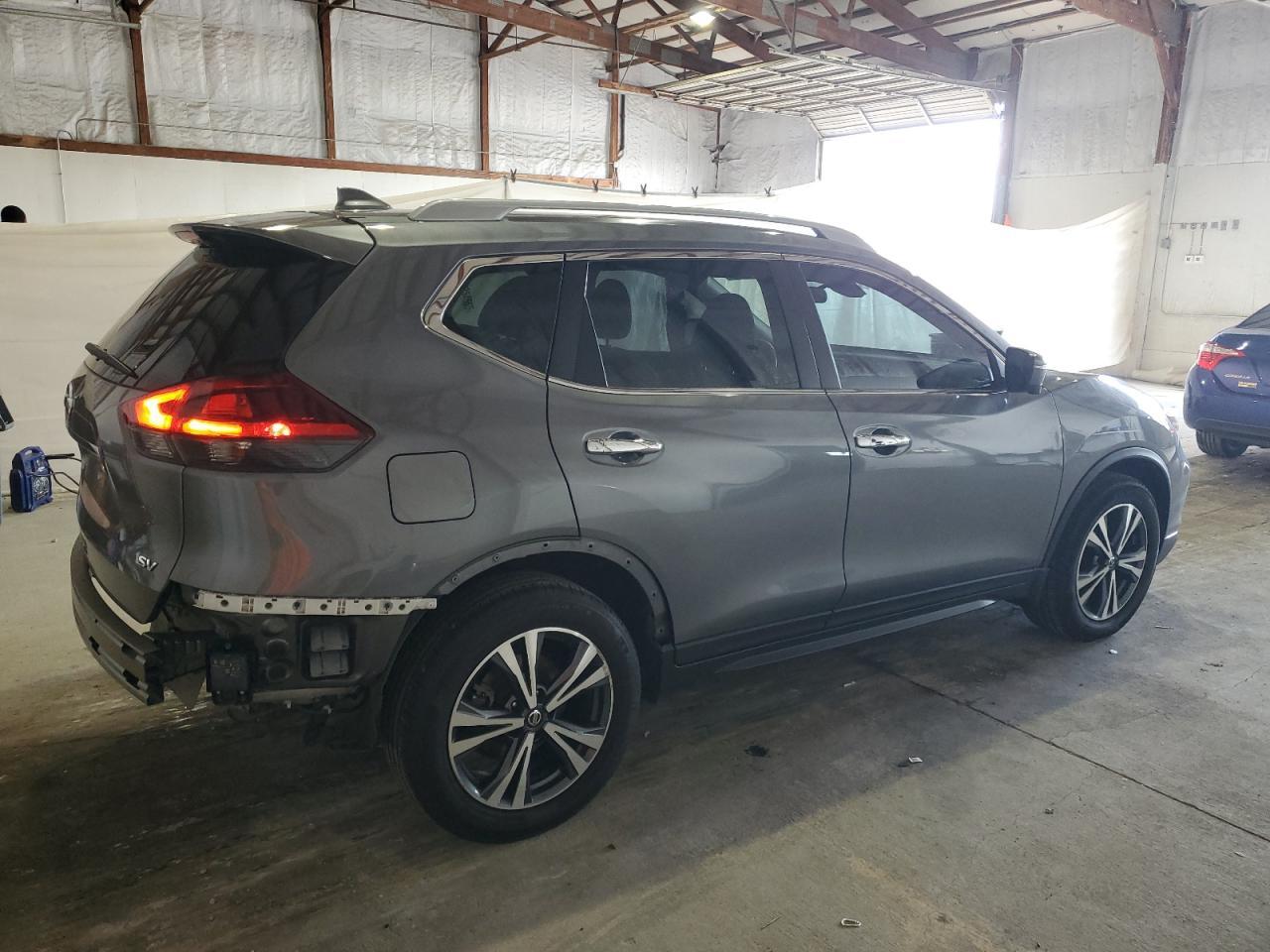2019 Nissan Rogue S - Фото 3