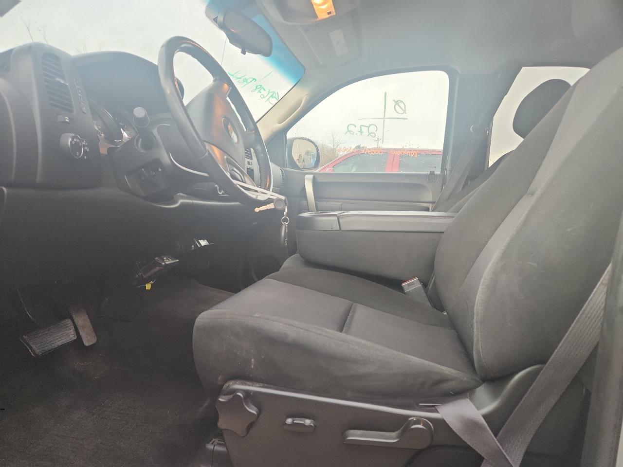 2011 Chevrolet Silverado K1500 Lt - Image 7