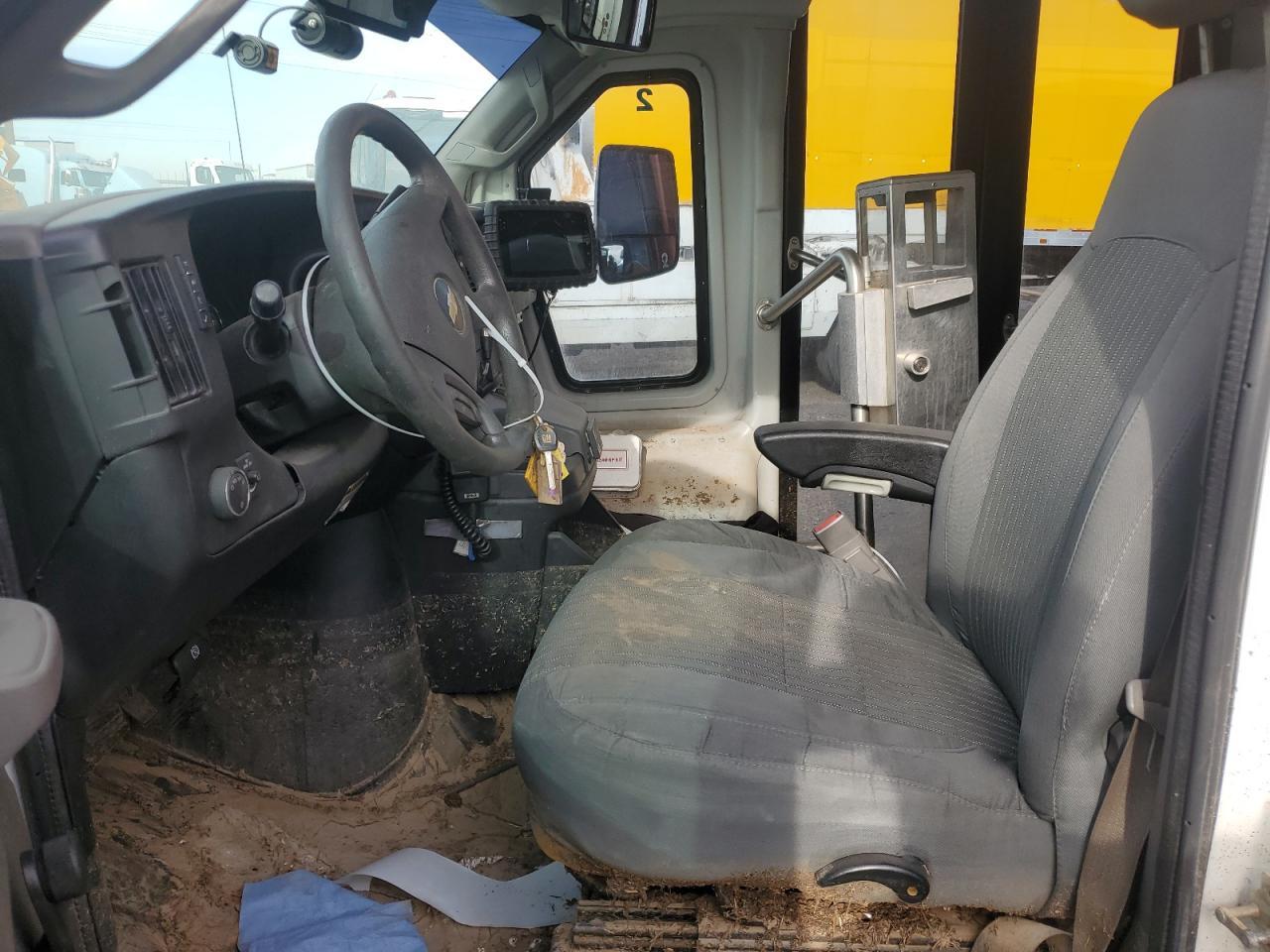 2020 Chevrolet Express G4500 Shuttle Bus - Фото 7