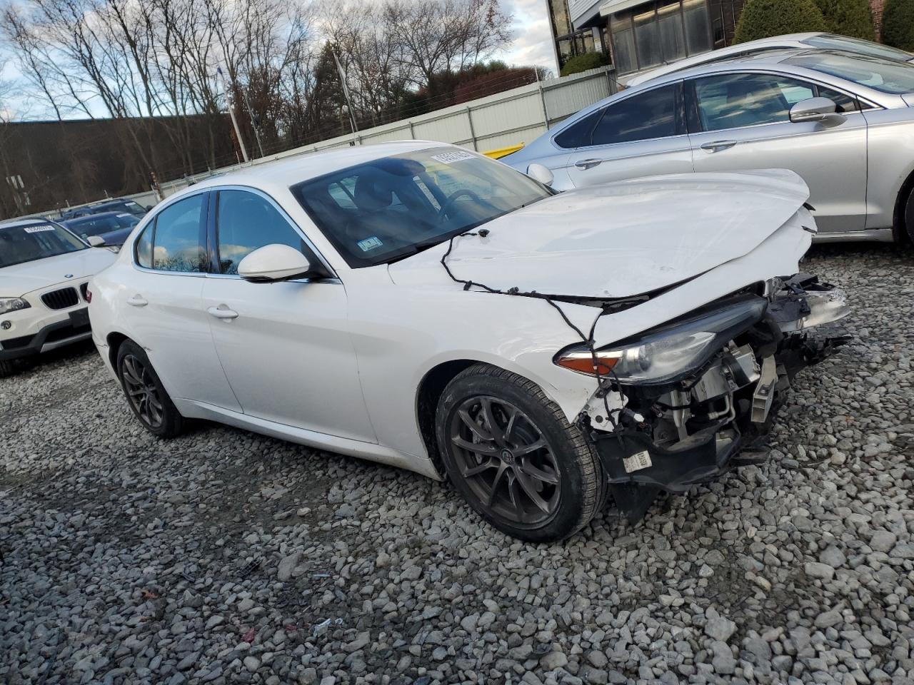 2017 Alfa Romeo Giulia Q4 - Фото 4