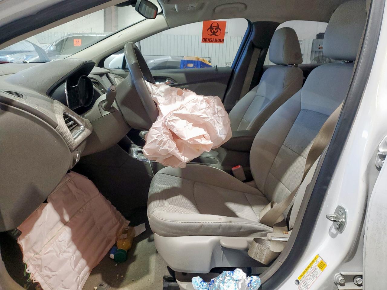 2018 Chevrolet Cruze Ls - Image 7