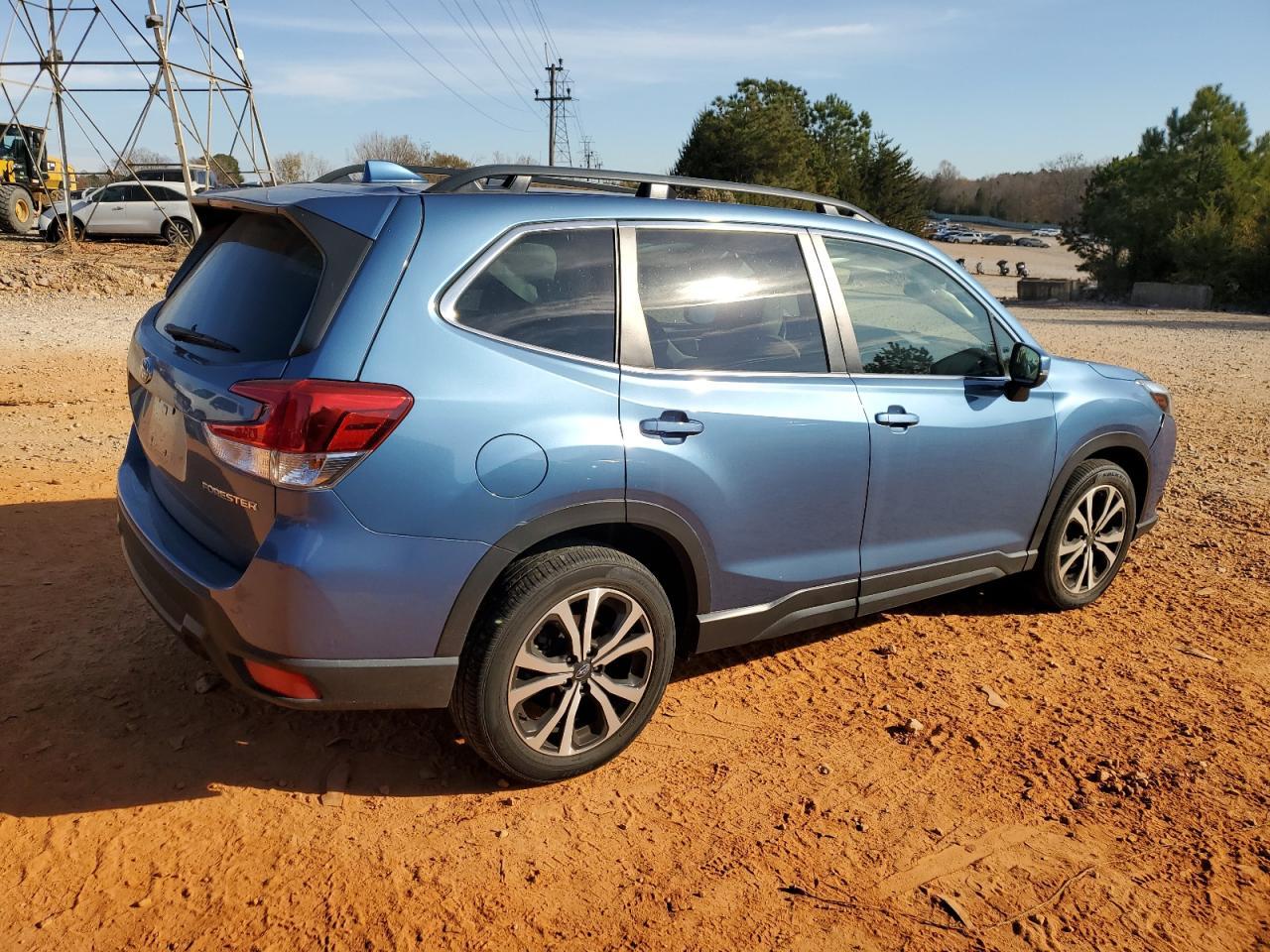 2023 Subaru Forester Limited - Фото 3