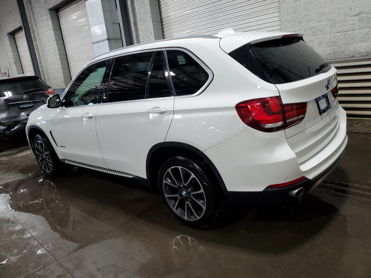 2017 BMW X5 xDrive35I - Фото 2