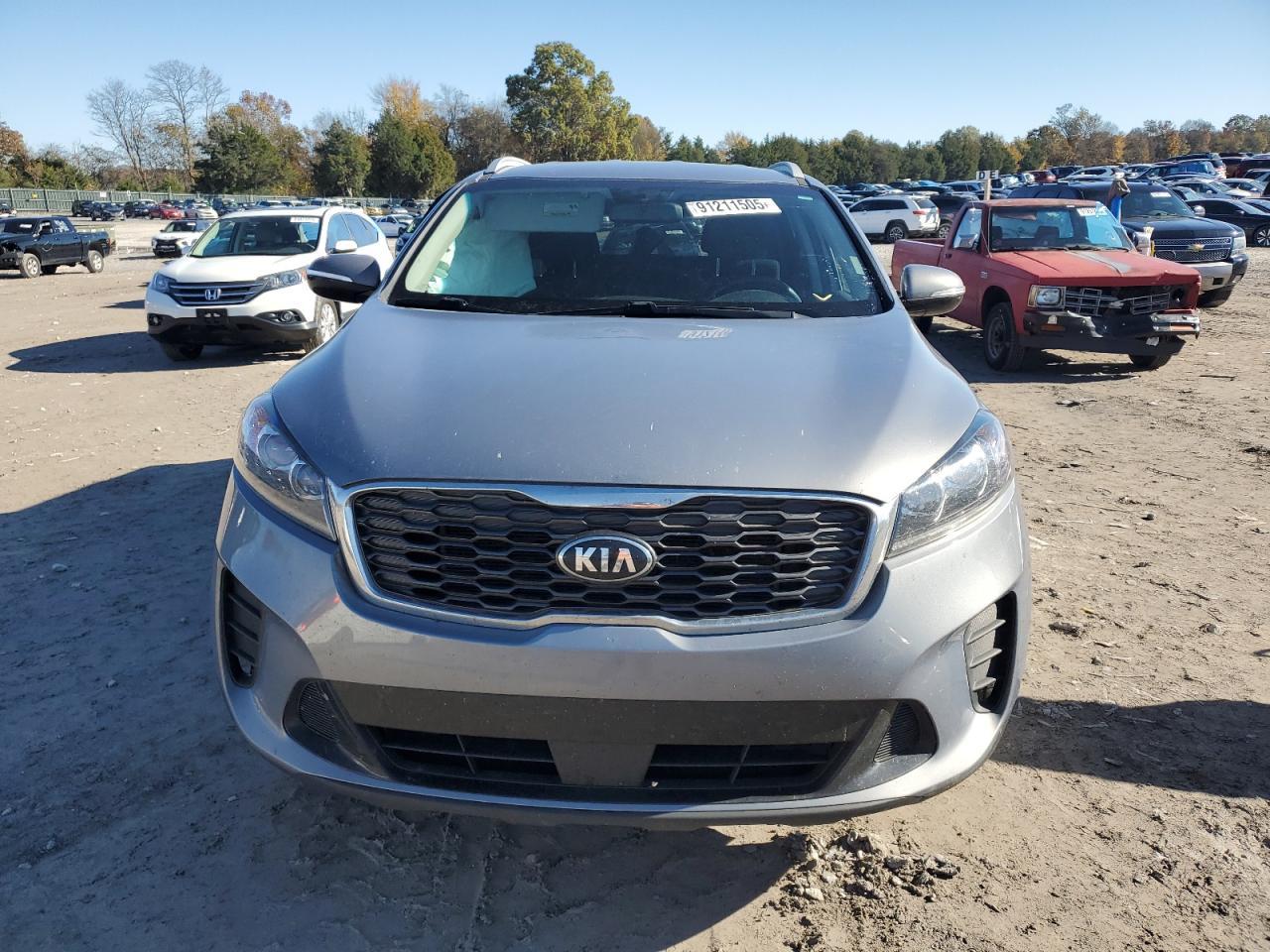 2020 Kia Sorento L - Image 5