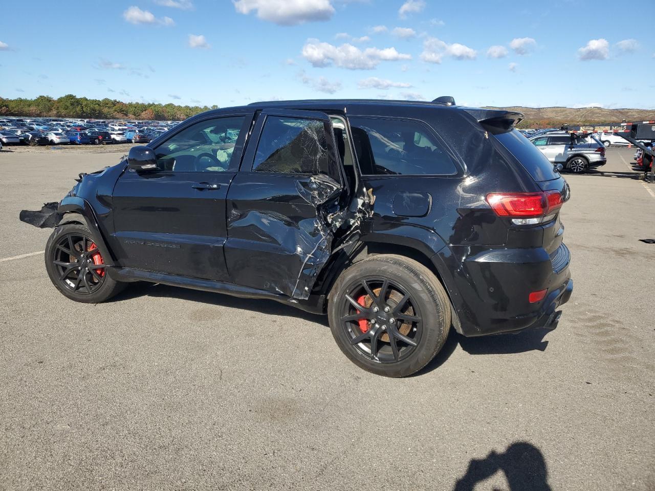 2019 Jeep Grand Cherokee Srt-8 - Image 2
