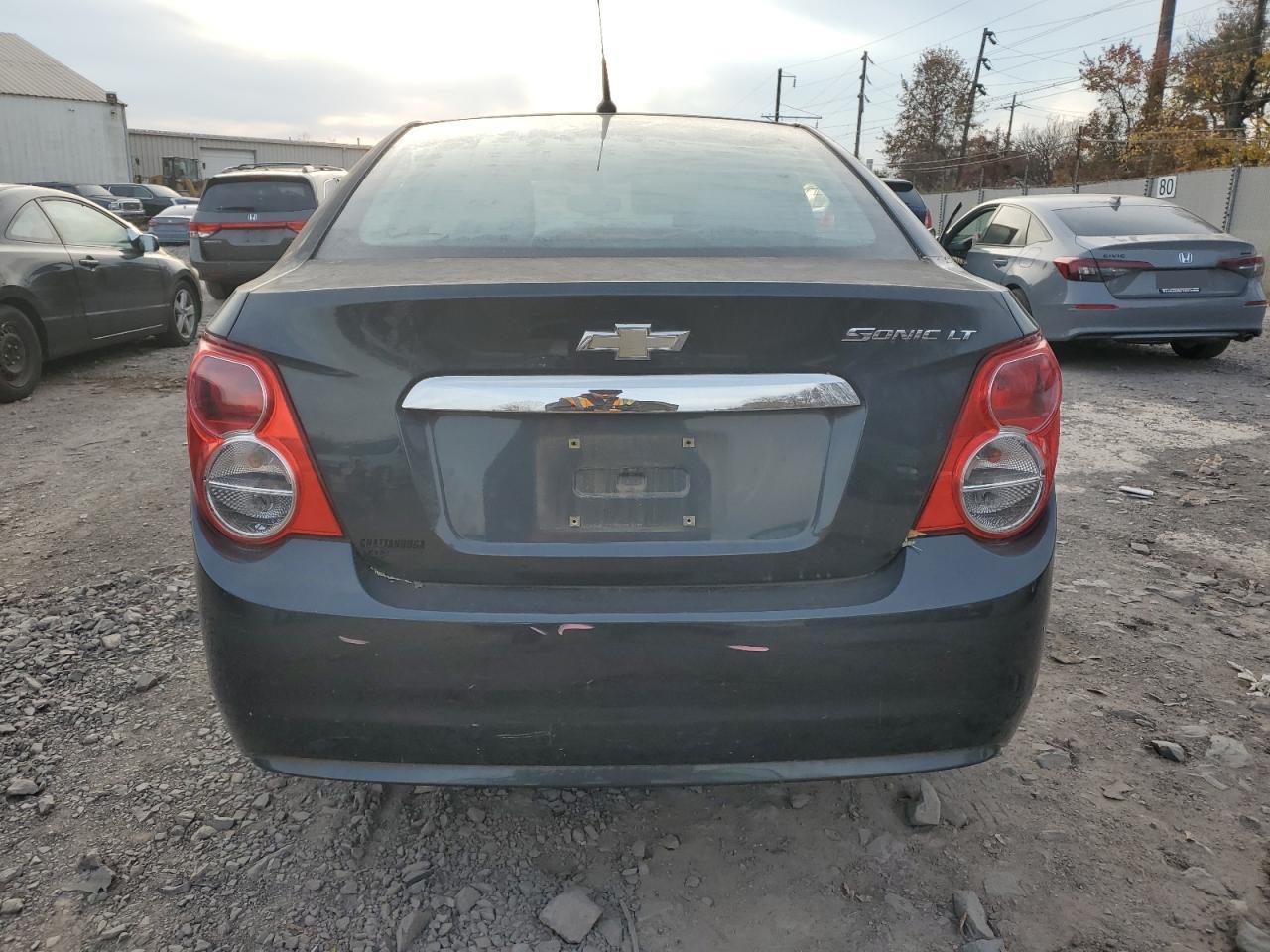 2014 Chevrolet Sonic Lt - Фото 6