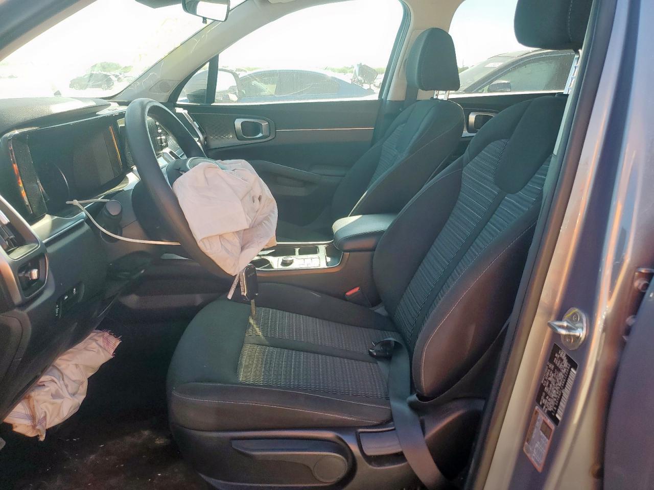 2022 Kia Sorento Lx - Фото 7