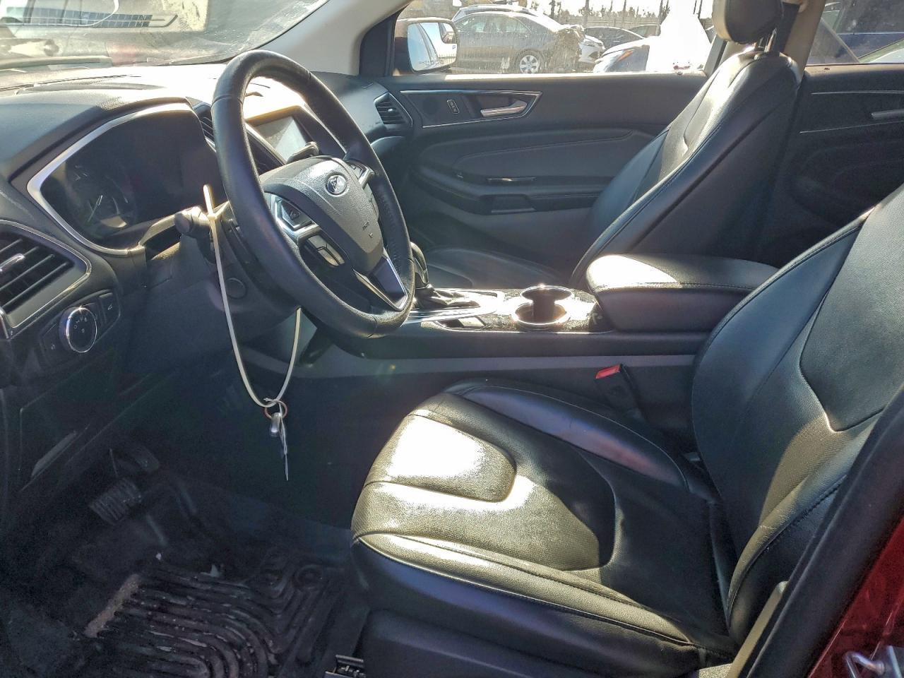 2018 Ford Edge Titanium - Image 7