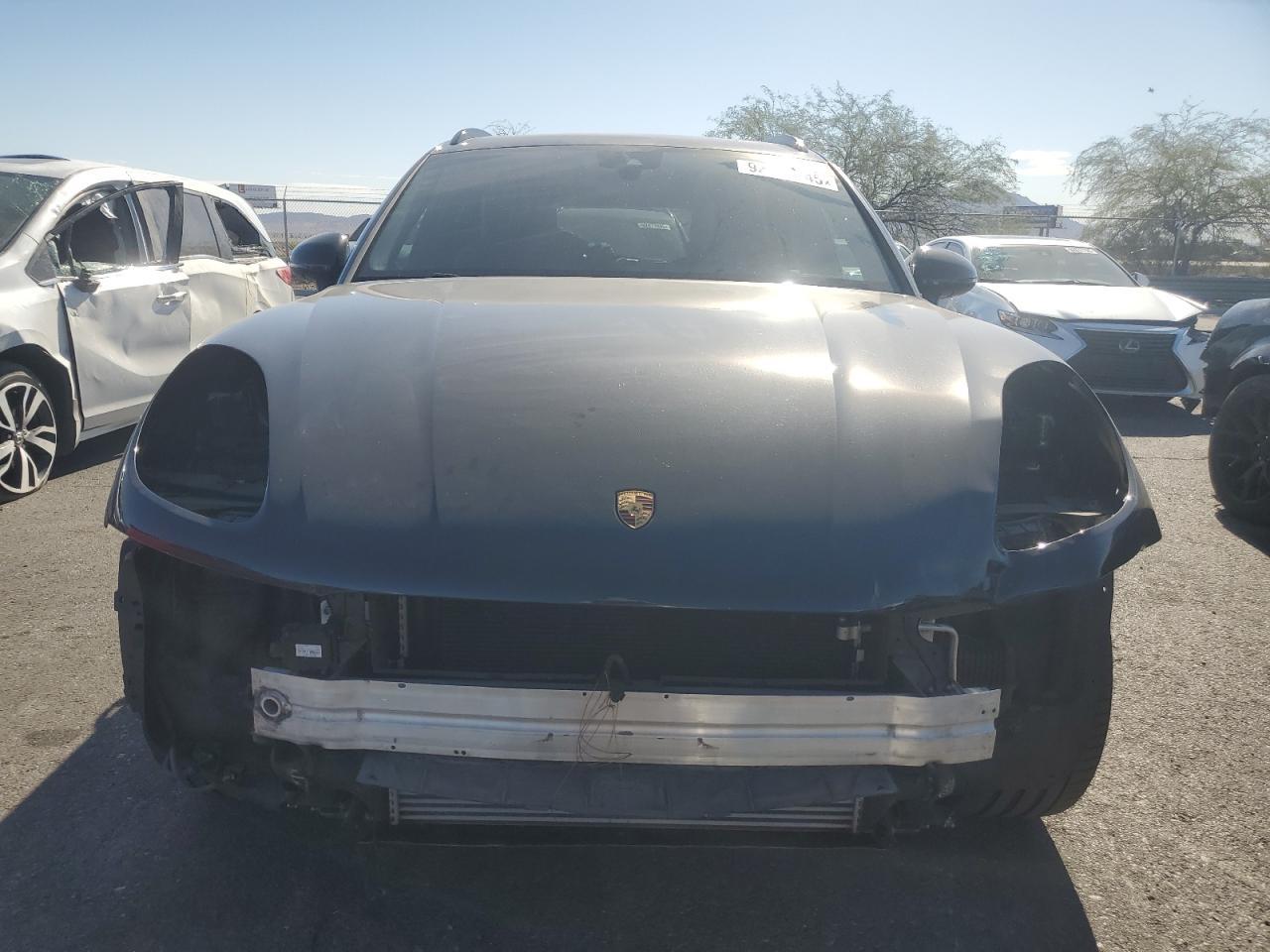 2019 Porsche Macan - Image 5