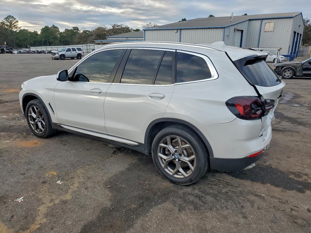 2022 BMW X3 Sdrive30I - Image 2