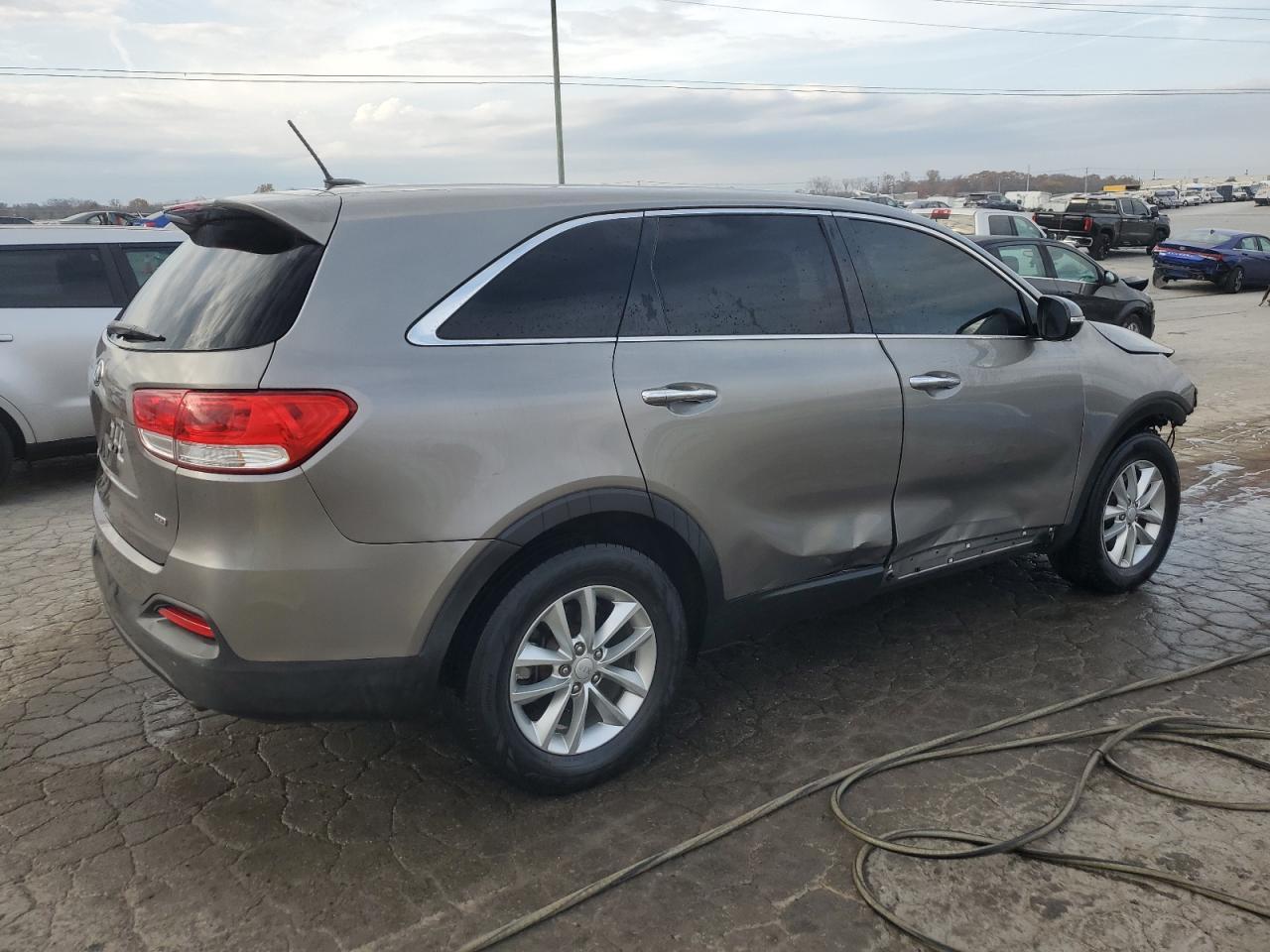 2016 Kia Sorento L - Фото 3