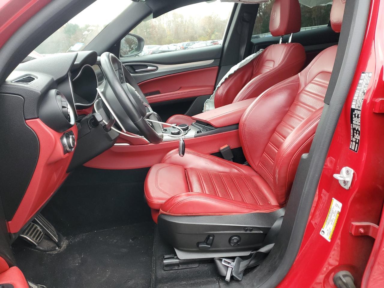 2019 Alfa Romeo Stelvio Ti - Image 7