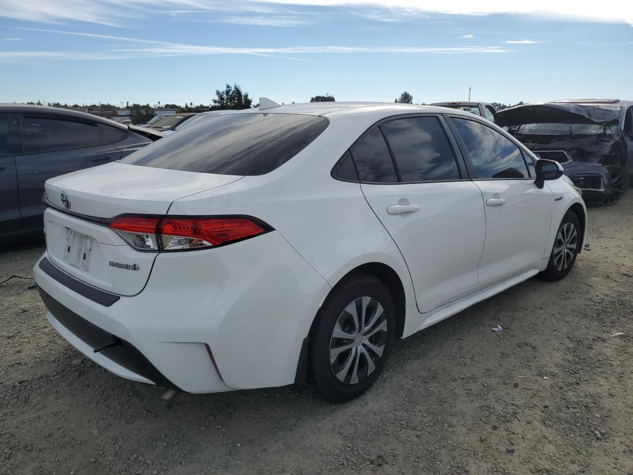 2021 Toyota Corolla Le - Фото 3