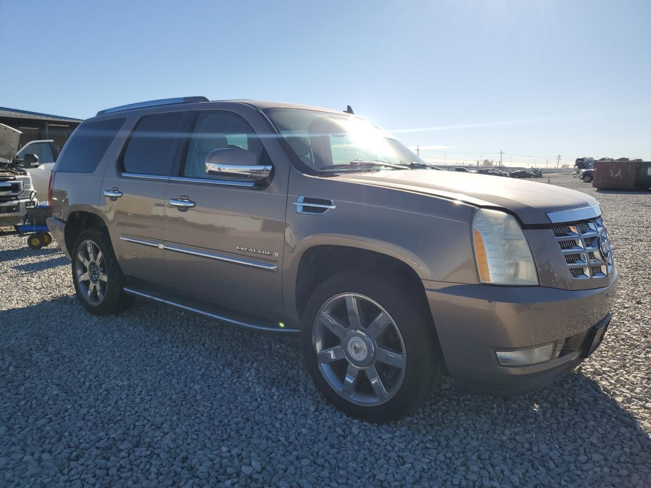 2007 Cadillac Escalade Luxury - Фото 4