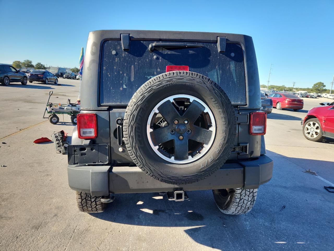 2012 Jeep Wrangler Unlimited Sahara - Фото 6