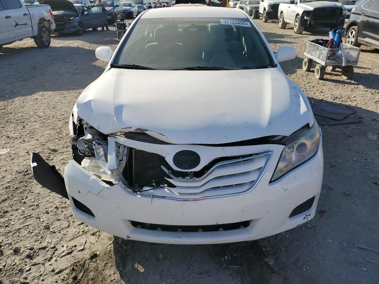 2011 Toyota Camry Base - Фото 5