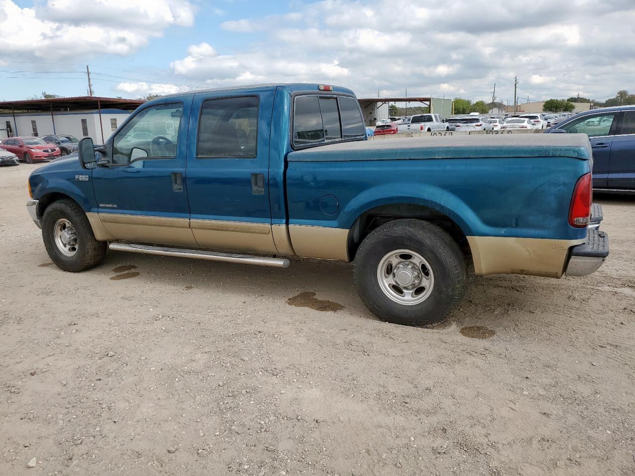2001 Ford F250 Super Duty - Image 2