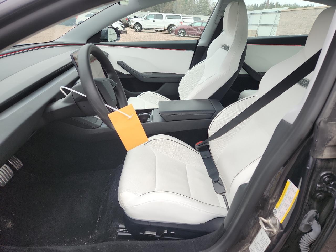 2024 Tesla Model 3 - Image 7