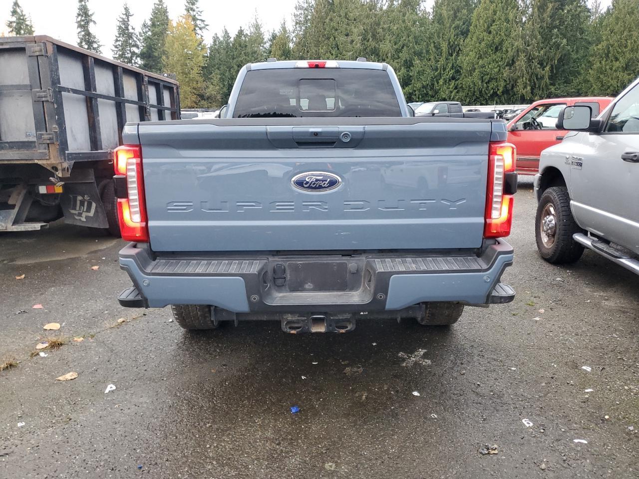 2023 Ford F350 Super Duty - Image 6