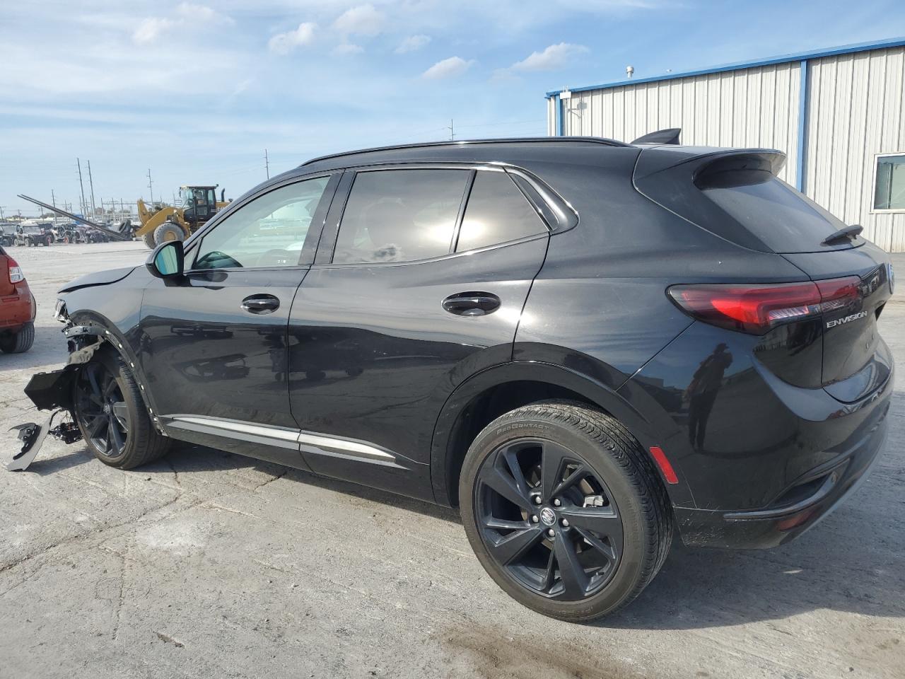 2023 Buick Envision Essence - Image 2