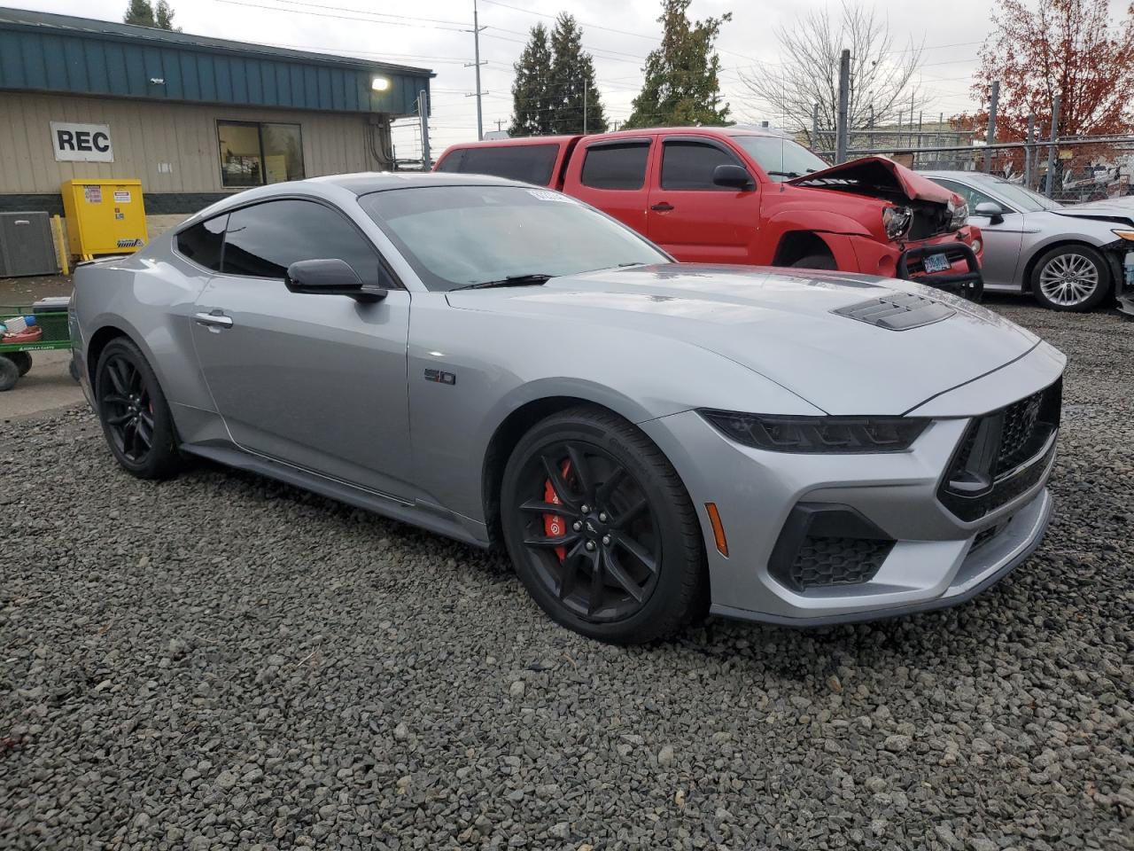2024 Ford Mustang Gt - Image 4