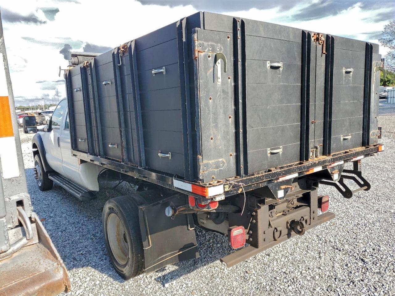 2016 Ford F450 Super Duty - Фото 2