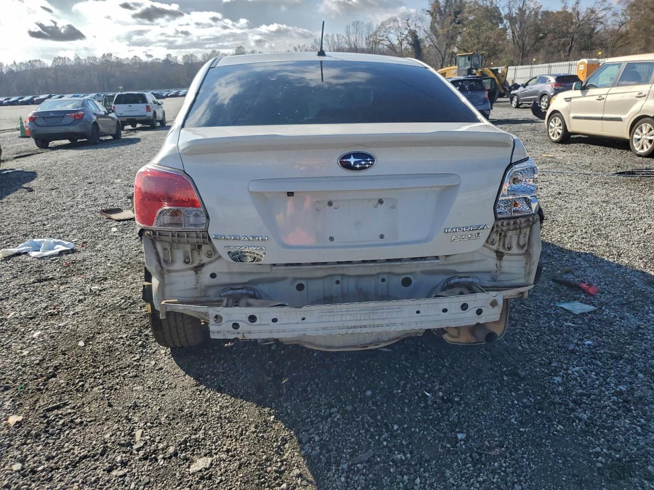 2016 Subaru Impreza Premium - Фото 6