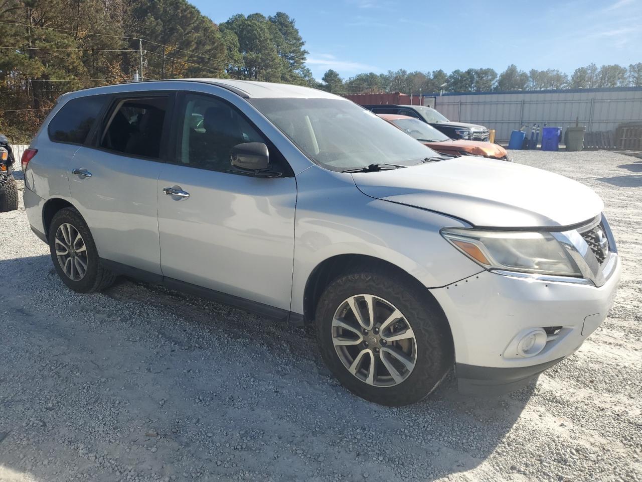 2014 Nissan Pathfinder S - Фото 4