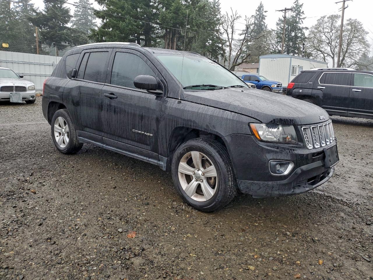2015 Jeep Compass Latitude - Фото 4