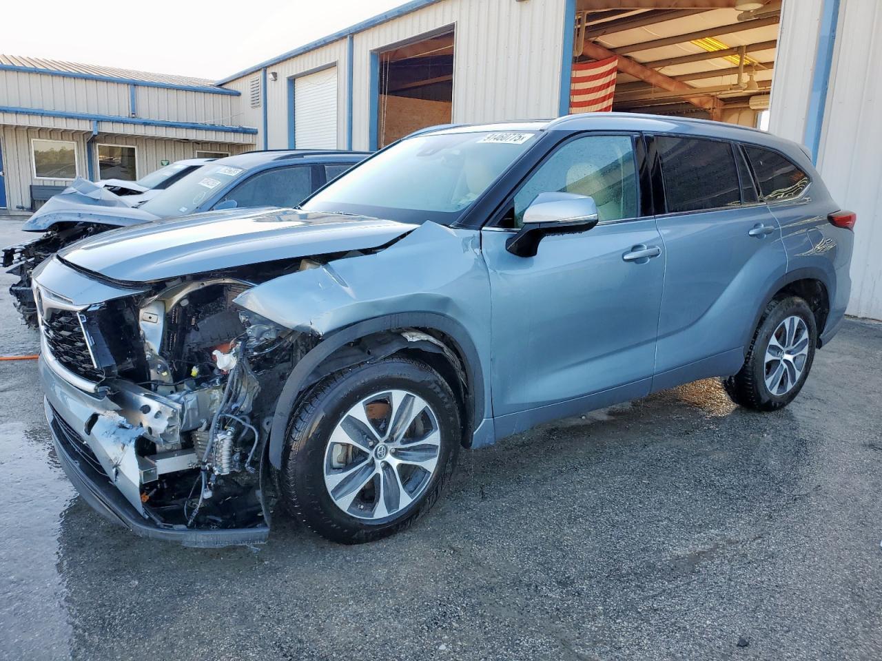 2020 Toyota Highlander Xle