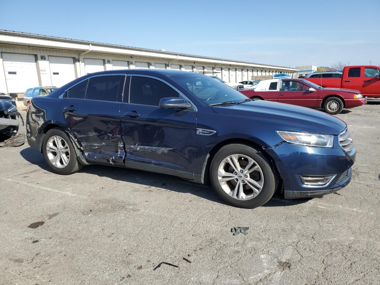 2016 Ford Taurus Sel - Image 4
