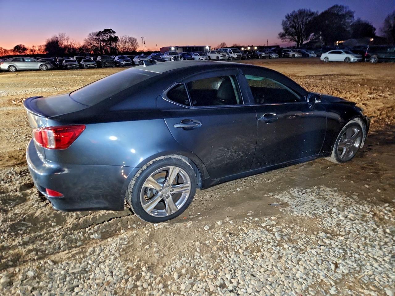 2011 Lexus Is 250 - Image 3
