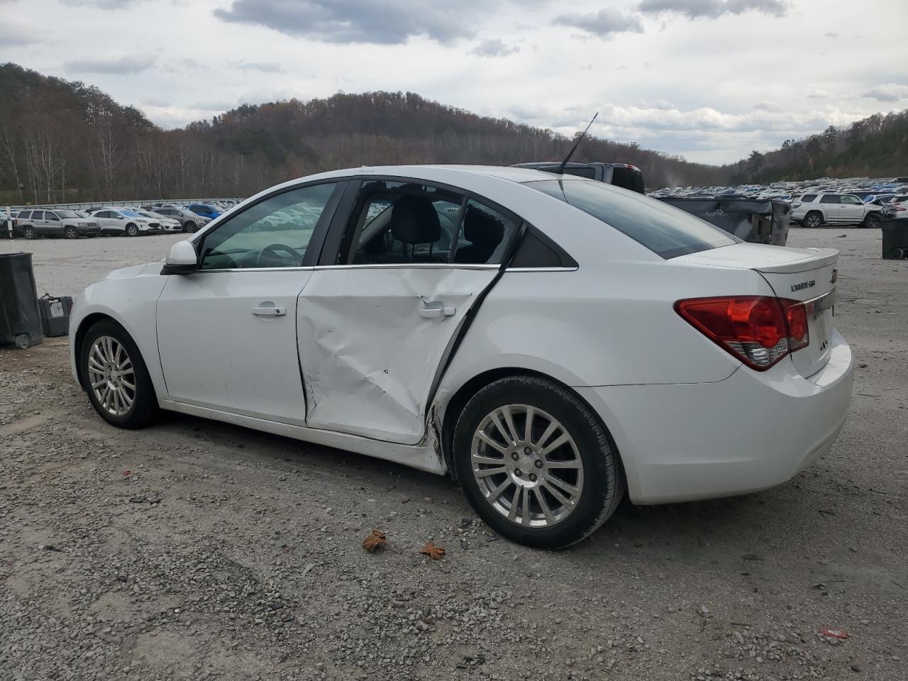 2014 Chevrolet Cruze Eco - Фото 2