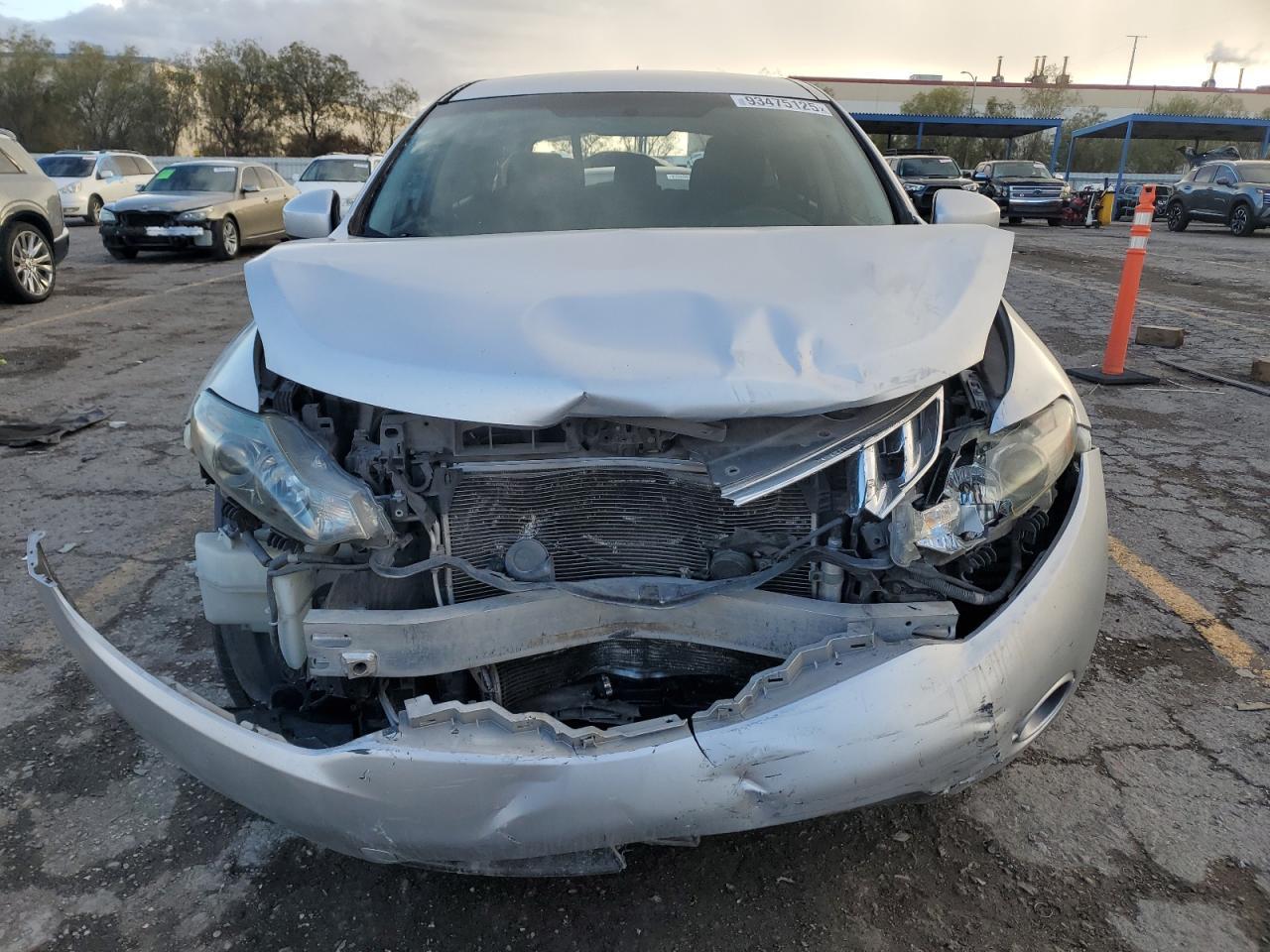 2010 Nissan Murano S - Фото 5