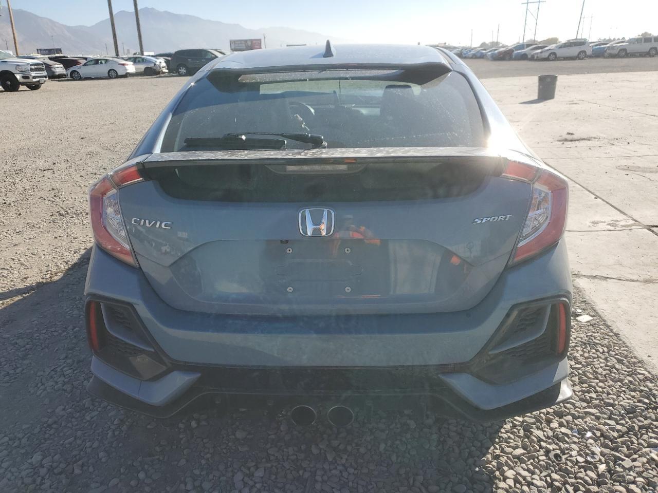 2020 Honda Civic Sport Touring - Image 6