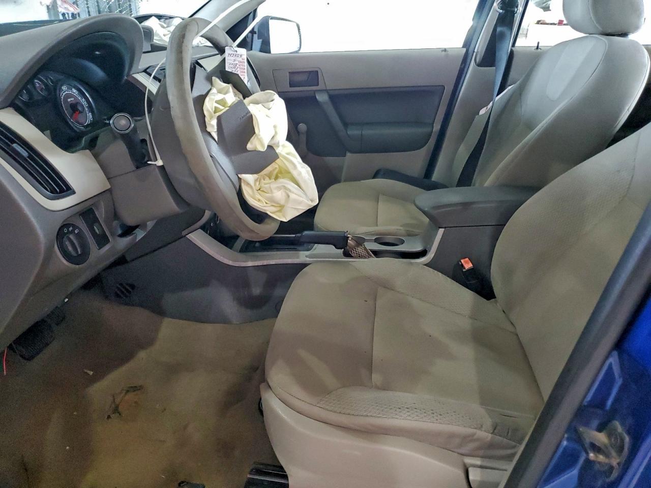 2008 Ford Focus S/Se - Image 7