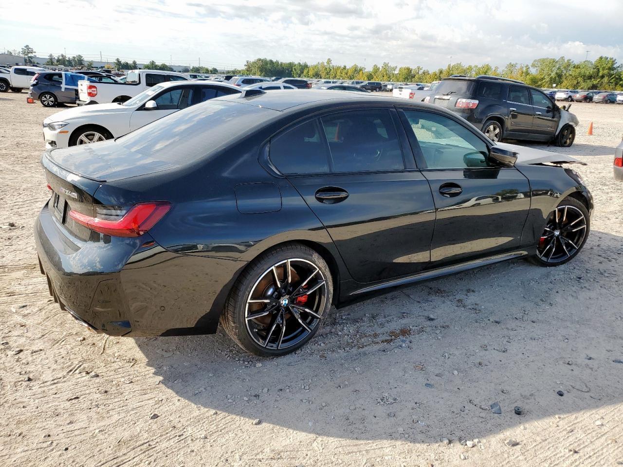 2025 BMW M340Xi - Image 3