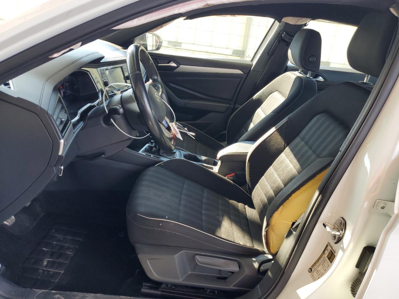 2023 Volkswagen Jetta Sport - Image 7