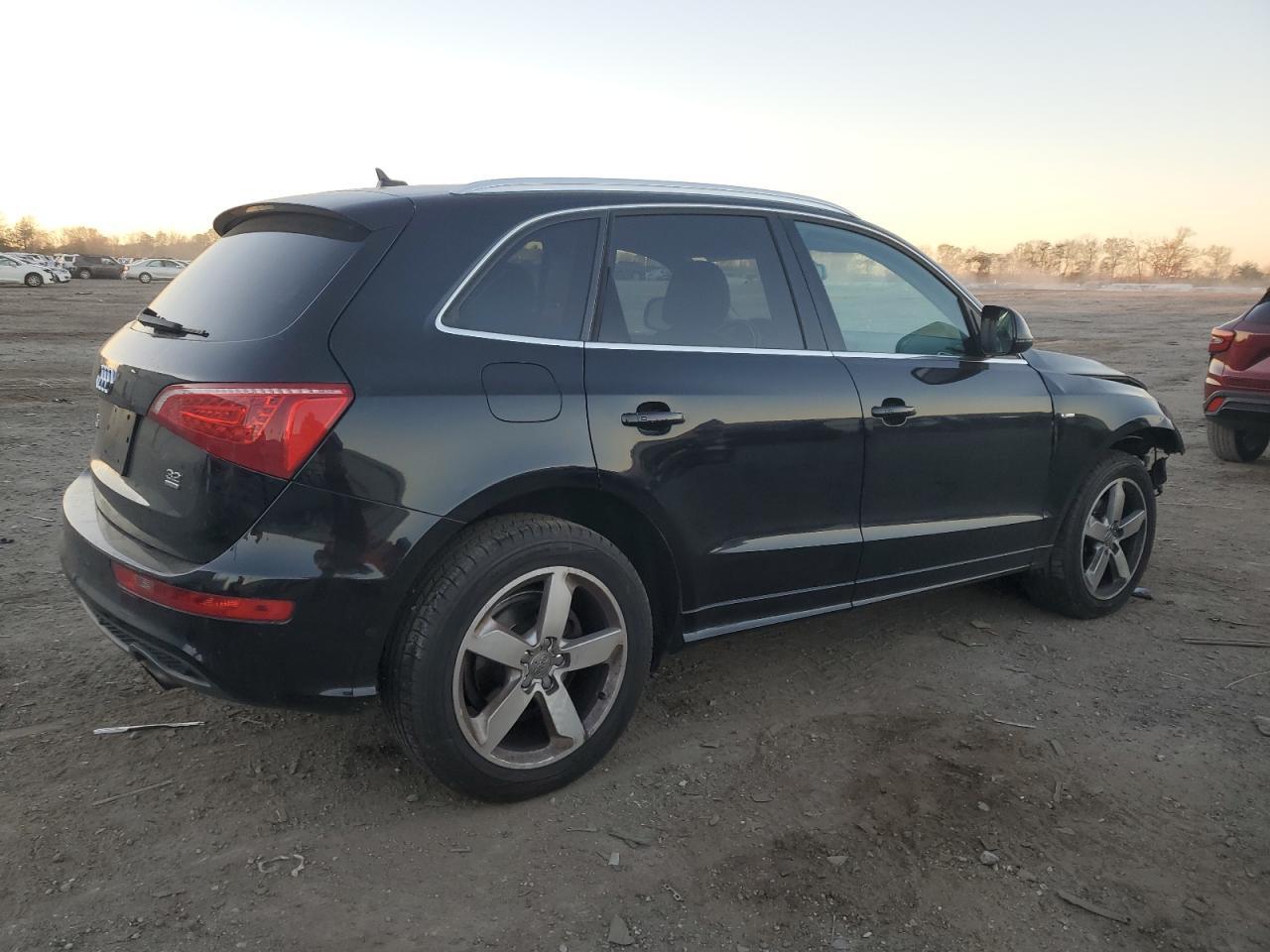 2011 Audi Q5 Premium Plus - Фото 3