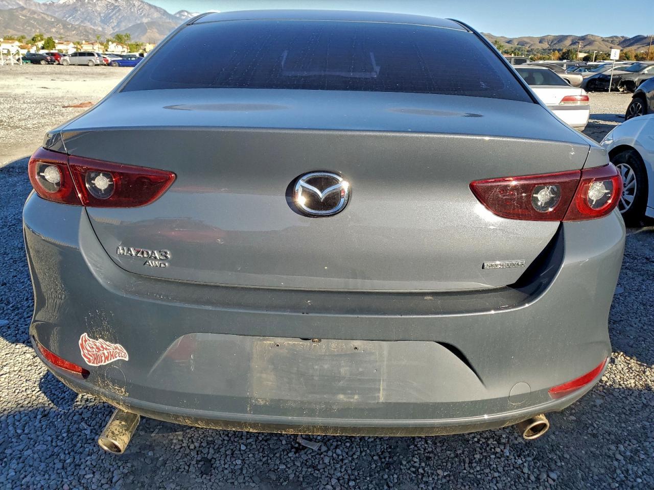 2025 Mazda 3 Preferred - Image 6