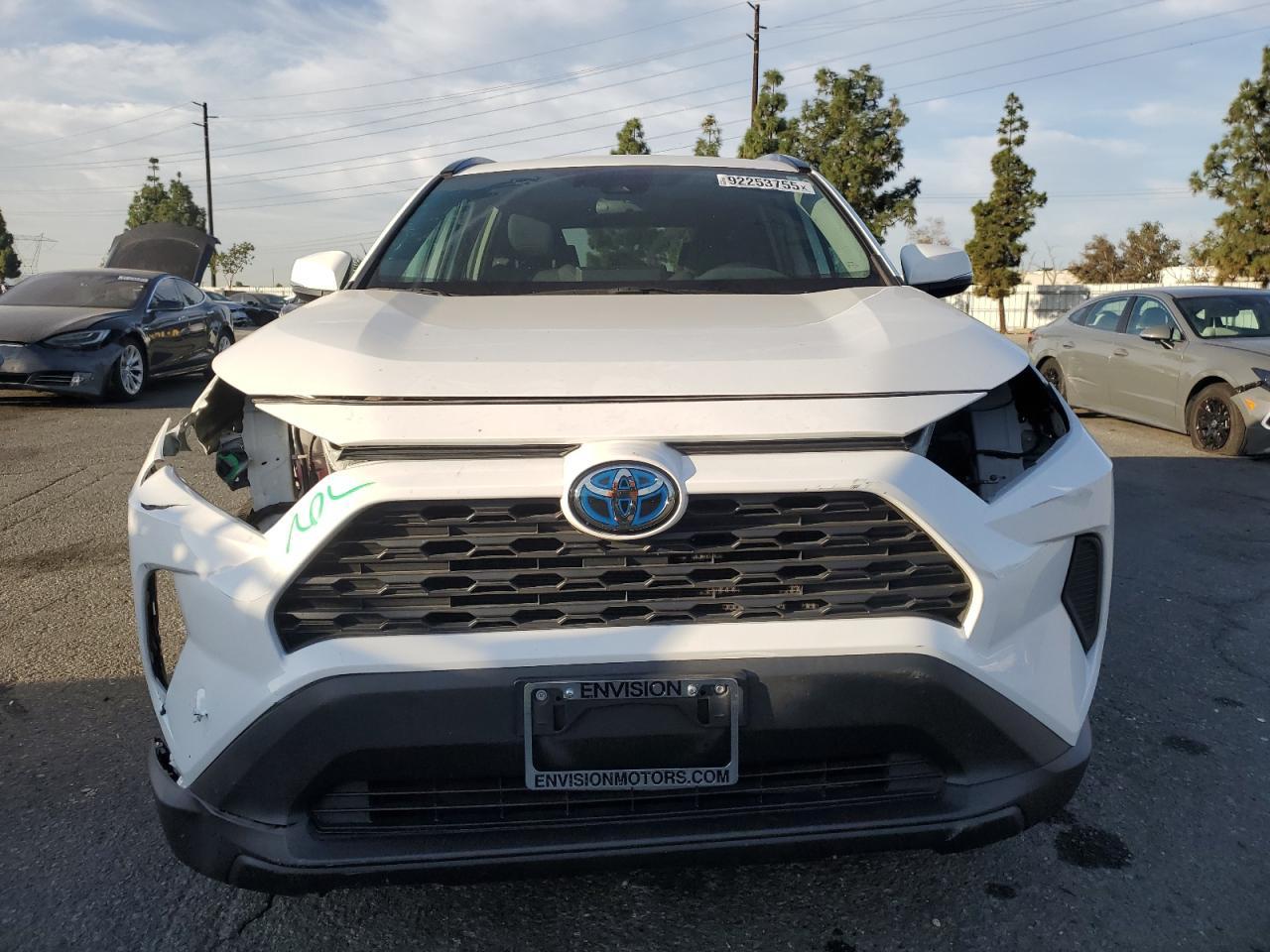 2024 Toyota Rav4 Xle - Image 5