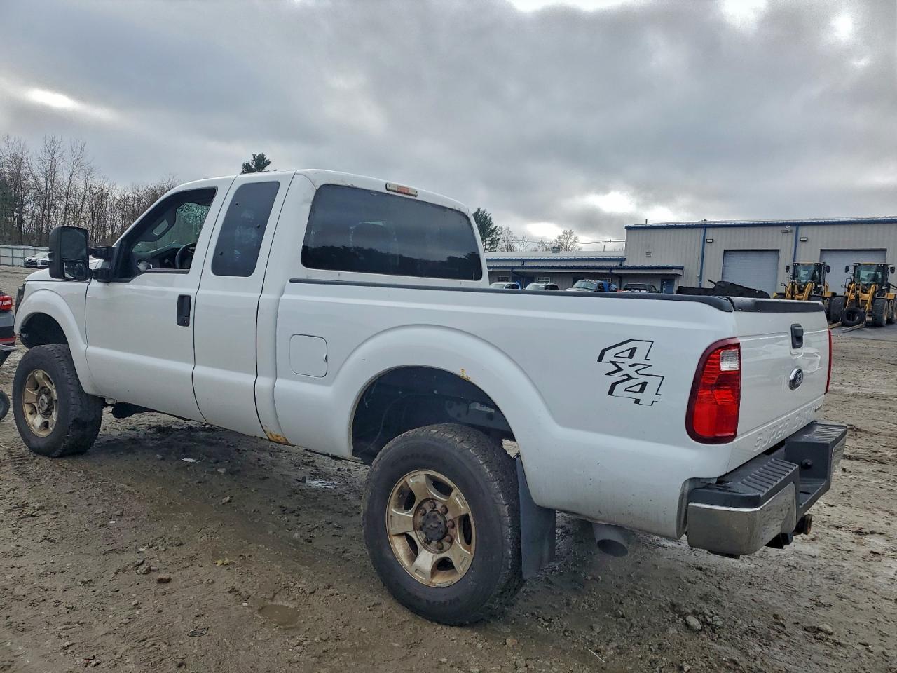 2015 Ford F250 Super Duty - Фото 2