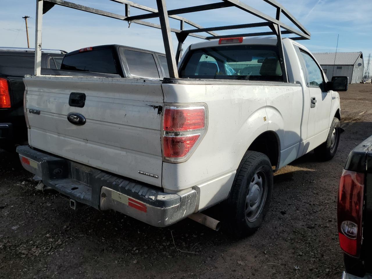 2013 Ford F150 - Фото 3