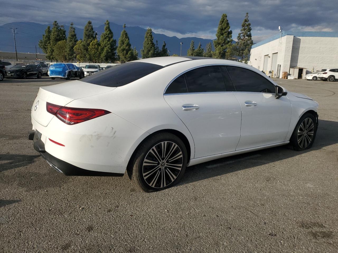 2023 Mercedes-Benz Cla 250 - Фото 3