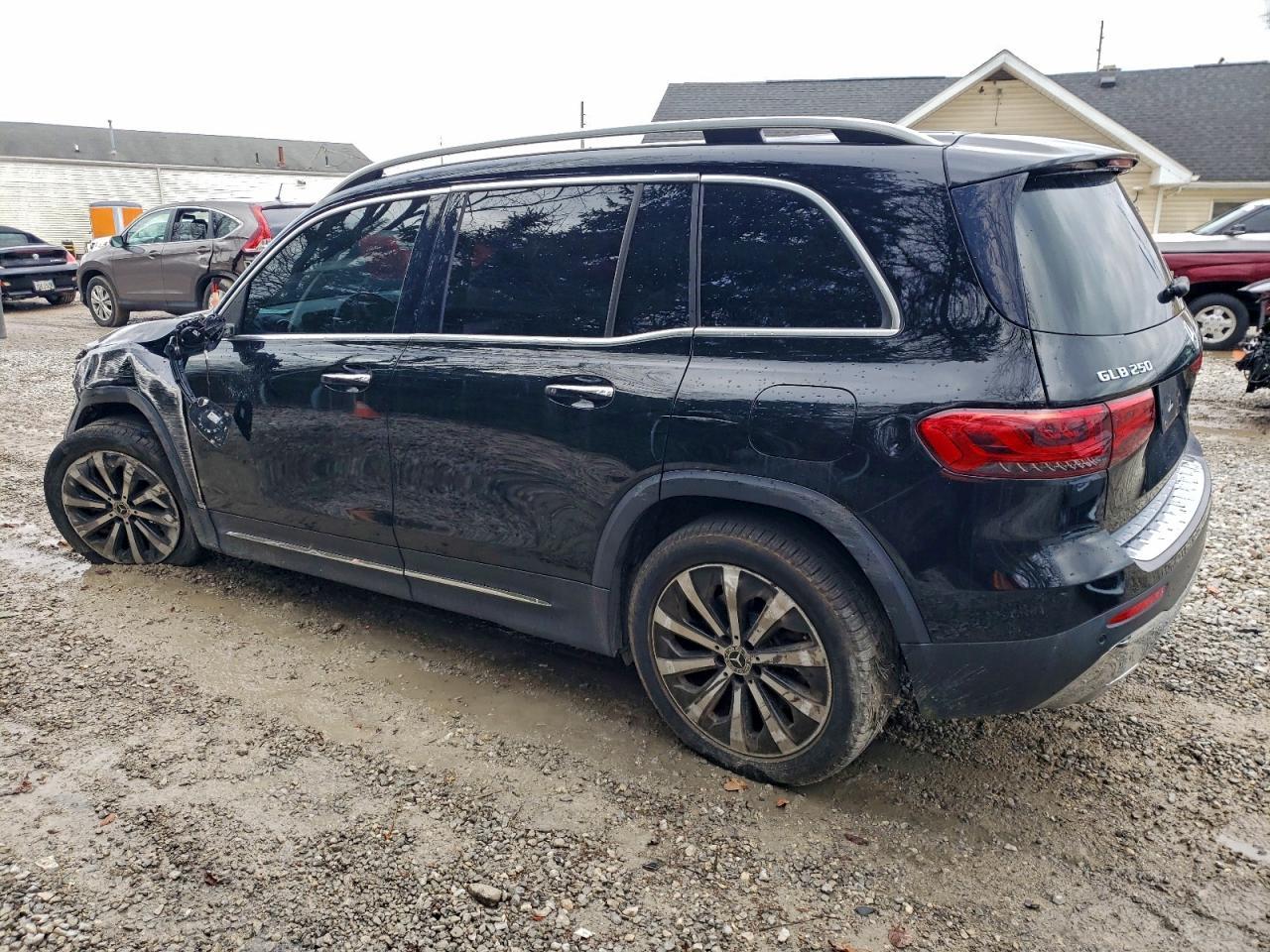 2021 Mercedes-Benz Glb 250 4Matic - Фото 2