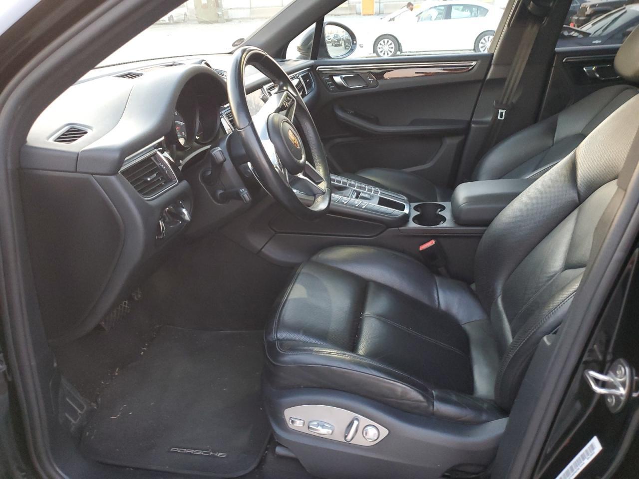 2017 Porsche Macan S - Image 7