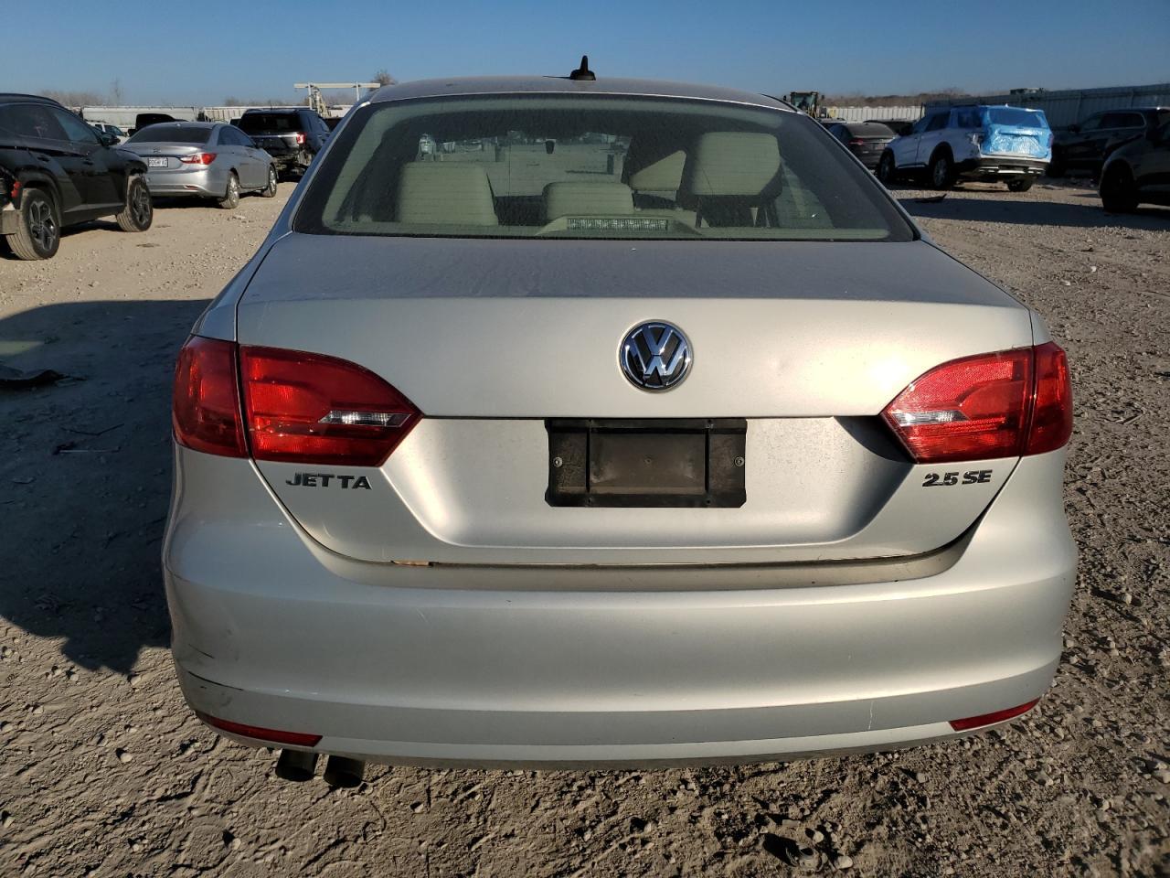 2011 Volkswagen Jetta Se - Image 6